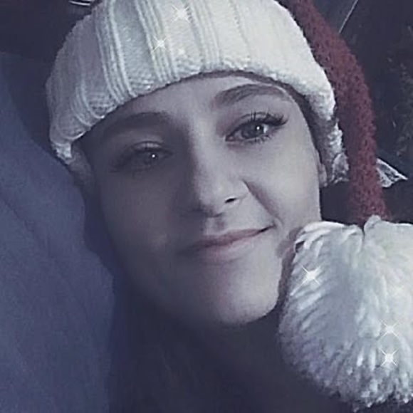 Meet your Posher, Rashel - Picture 1 of 1